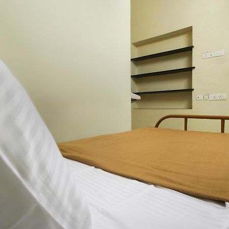 Hotel Spot On Jayalakshmi Residency Non Ac Kovilpatti Esterno foto